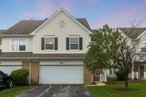 $300,000 | 960 Bluebell Circle, Joliet, IL 60431