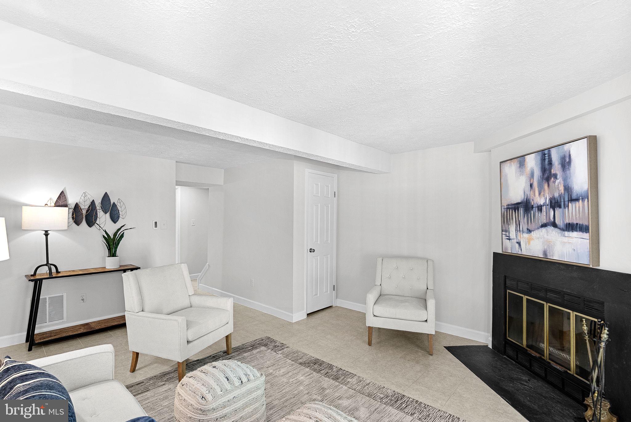 11908 Fieldthorn Court Reston, VA 20194 - Photo 29 of 47