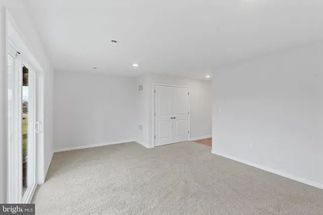 $3,250 | 181 Sandy Rdg Road, Sicklerville, NJ 08081