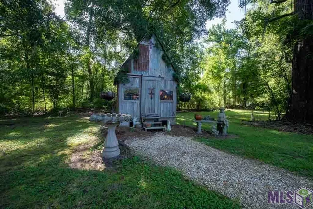 $320,000 | 29306 Red Oak Drive, Walker, LA 70785