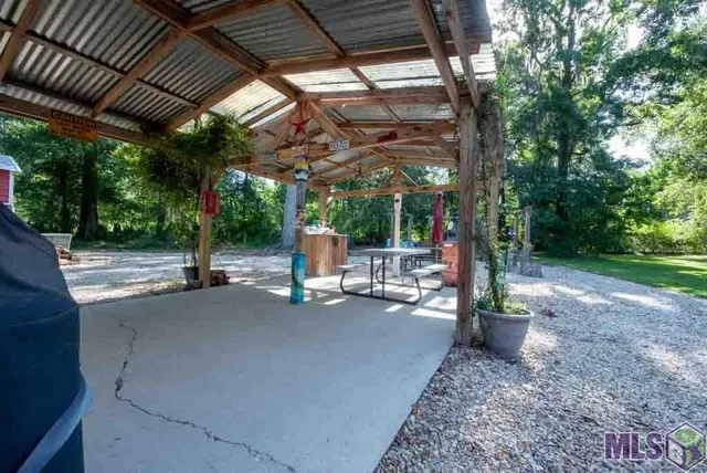 $320,000 | 29306 Red Oak Drive, Walker, LA 70785