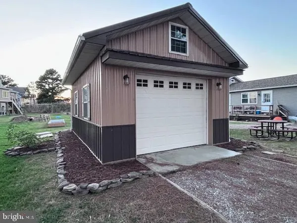 $720,000 | 39 North Bay Drive, Dover, DE 19901