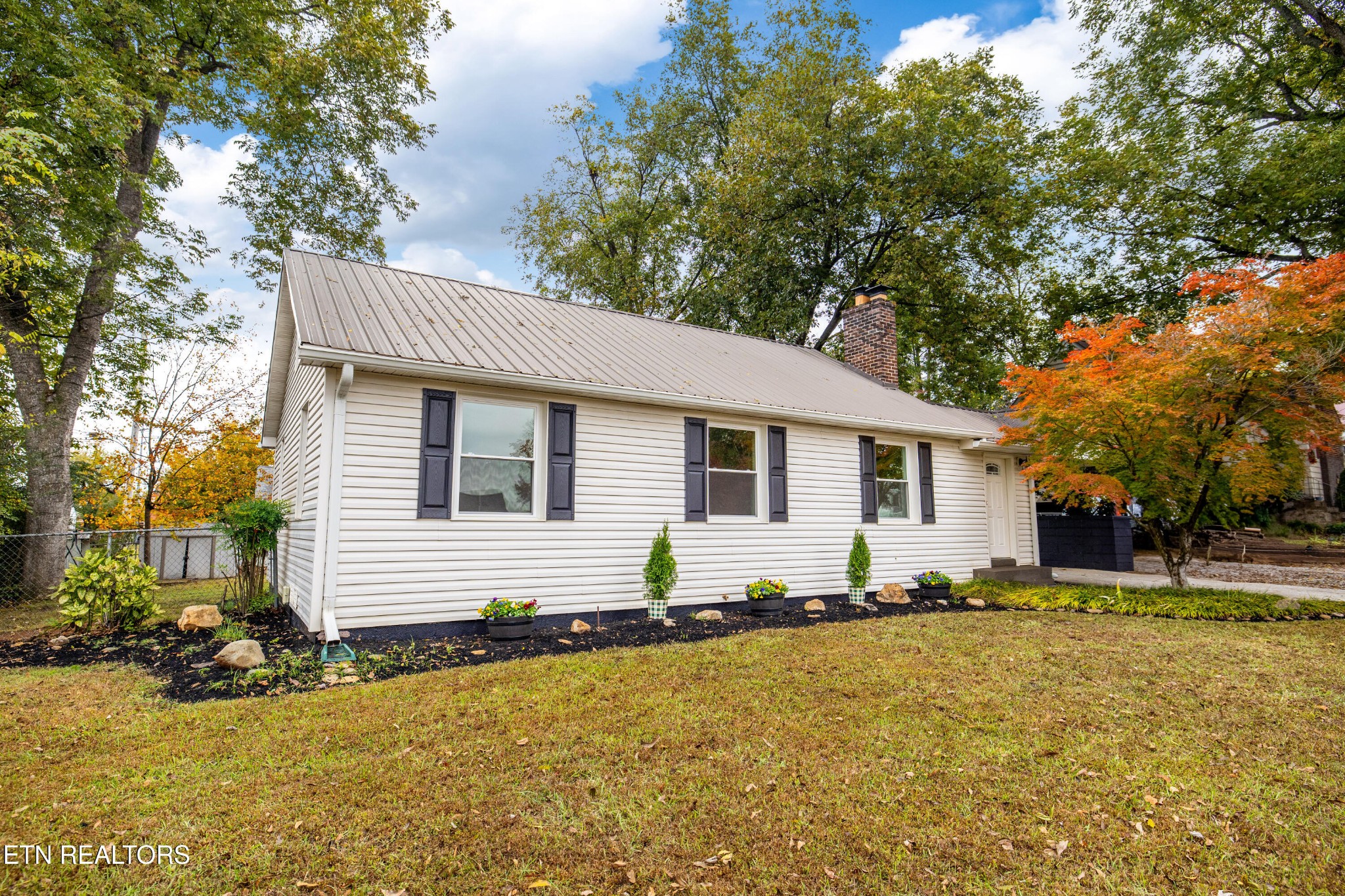 1907 Crest Road Maryville, TN 37804 - Photo 30 of 34 Gallery Image 30