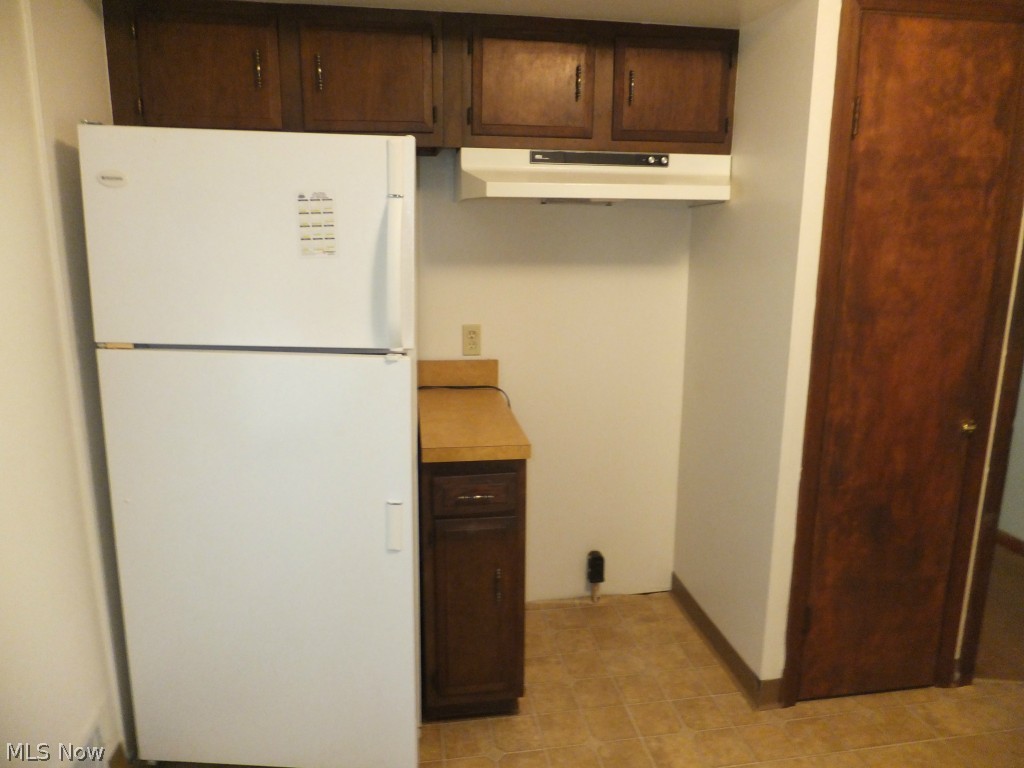 5406 Ackley Road Parma, OH 44129 - Photo 4 of 15