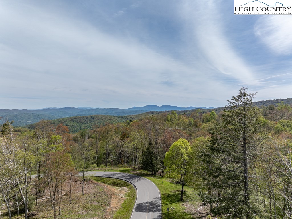 77 Eagles Nest Trail Banner Elk, NC 28604 - Photo 15 of 44 a view of a city