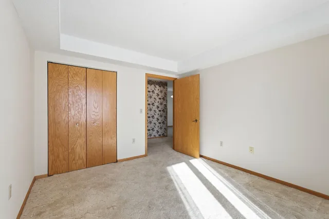 $180,000 | 250 Freemont Avenue Southwest, Unit 120, Hutchinson, MN 55350