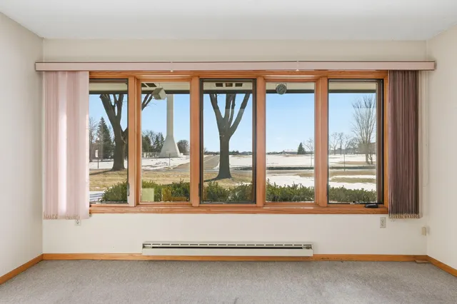 $180,000 | 250 Freemont Avenue Southwest, Unit 120, Hutchinson, MN 55350