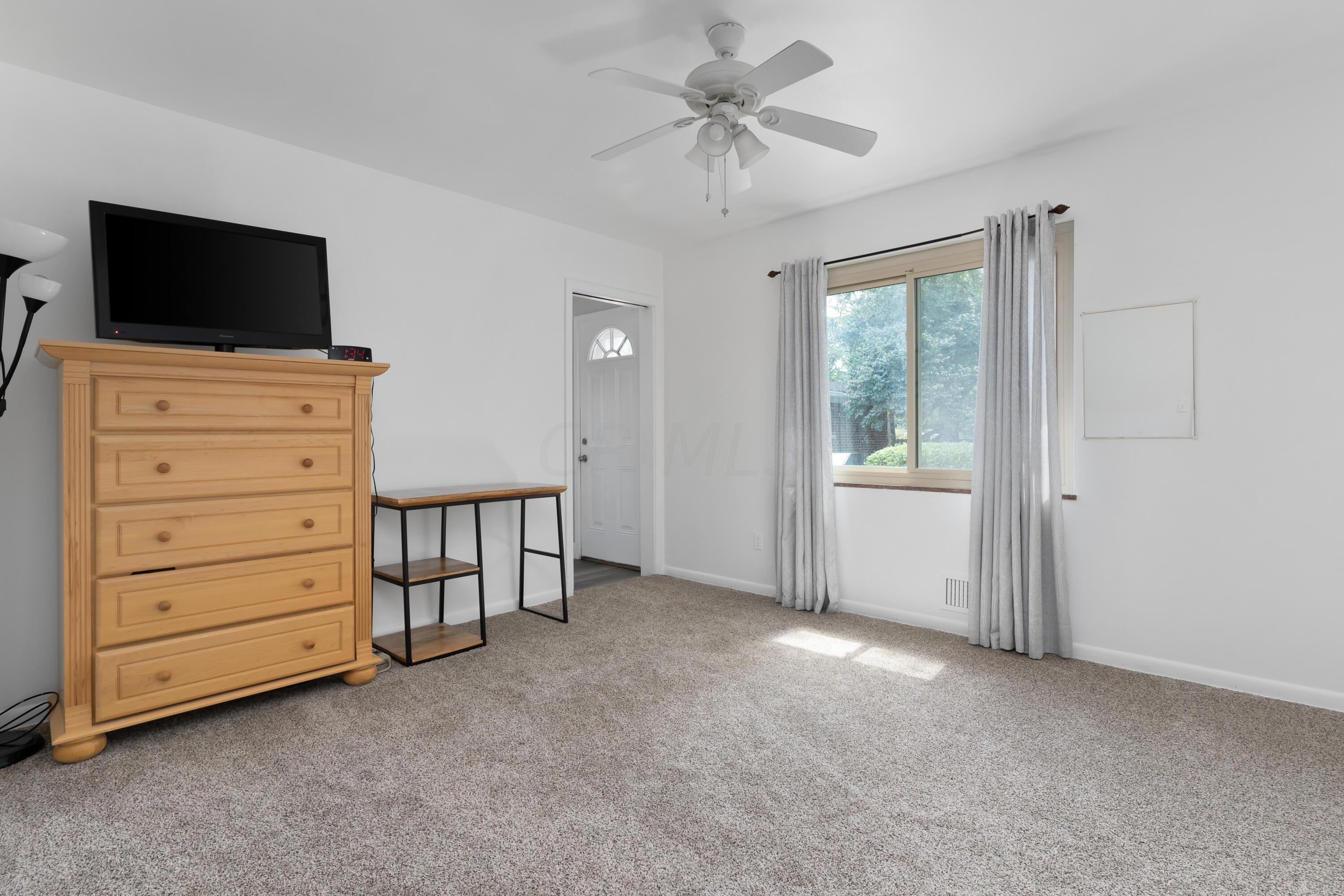 1927 Harwitch Road Columbus, OH 43221 - Photo 16 of 32 1927 Harwitch Rd_MLS_16