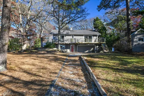 $2,500,000 | 5 Rivers View Road, East Falmouth, MA 02536