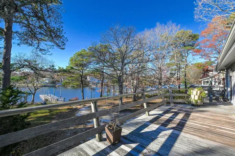 $2,500,000 | 5 Rivers View Road, East Falmouth, MA 02536