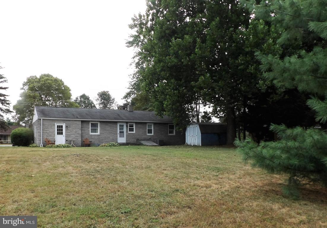 139 Owl Hill Road Lititz, PA 17543 - Photo 2 of 22