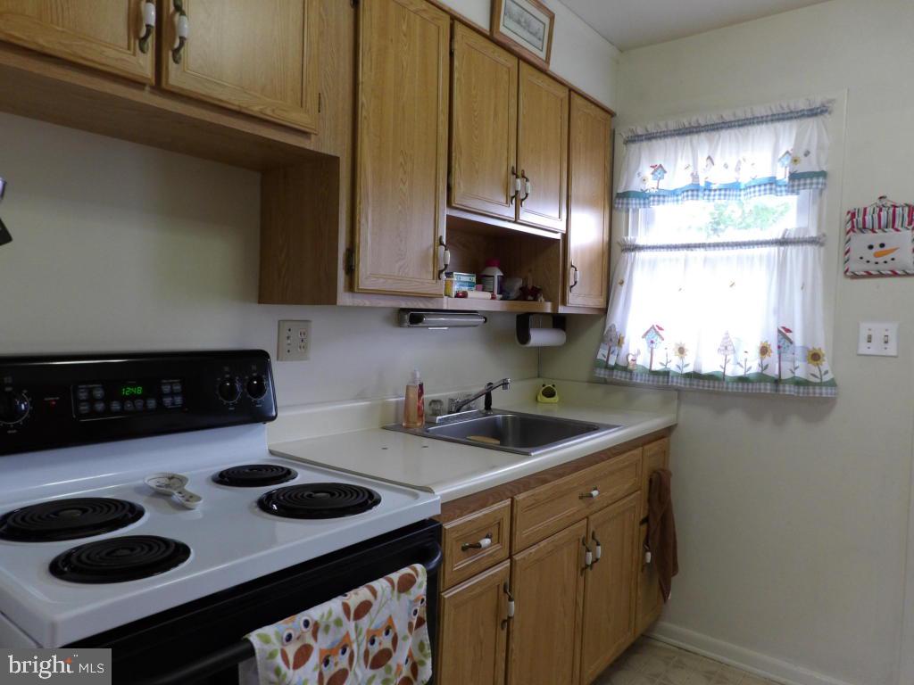 139 Owl Hill Road Lititz, PA 17543 - Photo 9 of 22