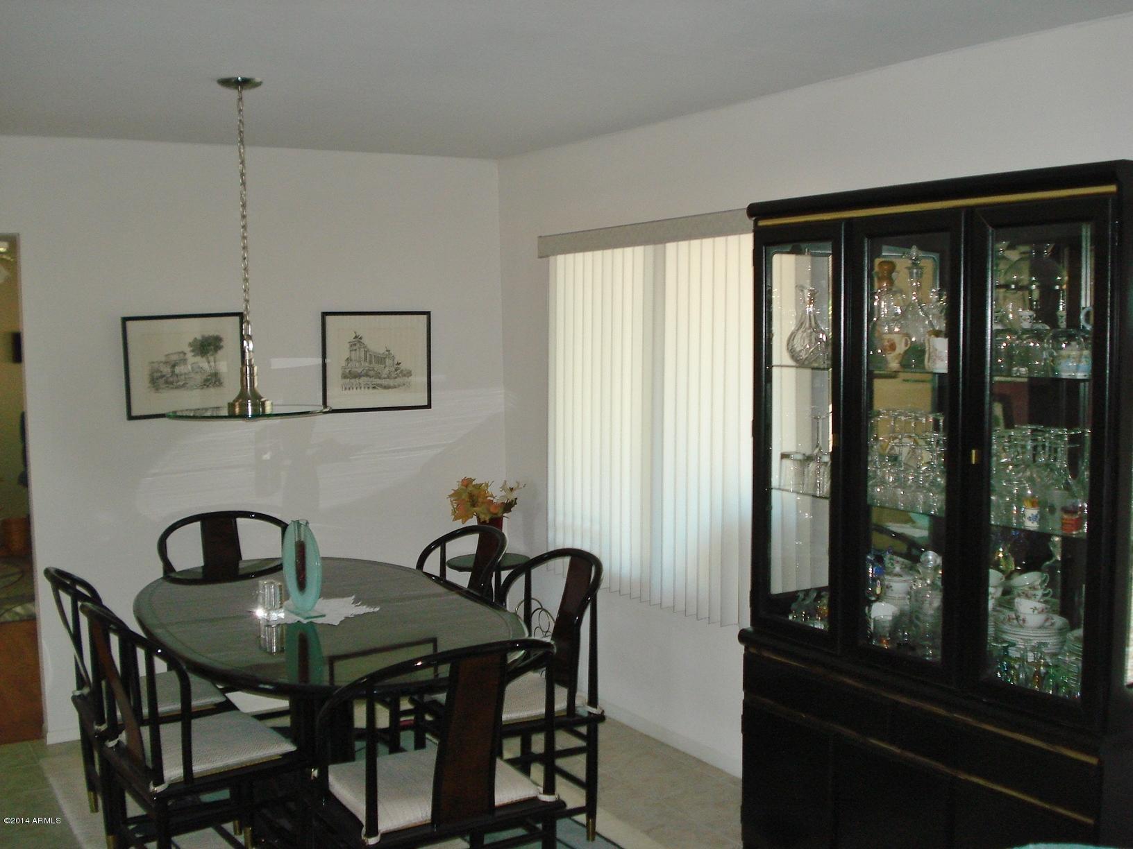 15472 North Ridgeview Road Sun City, AZ 85351 - Photo 20 of 47 Dining Room