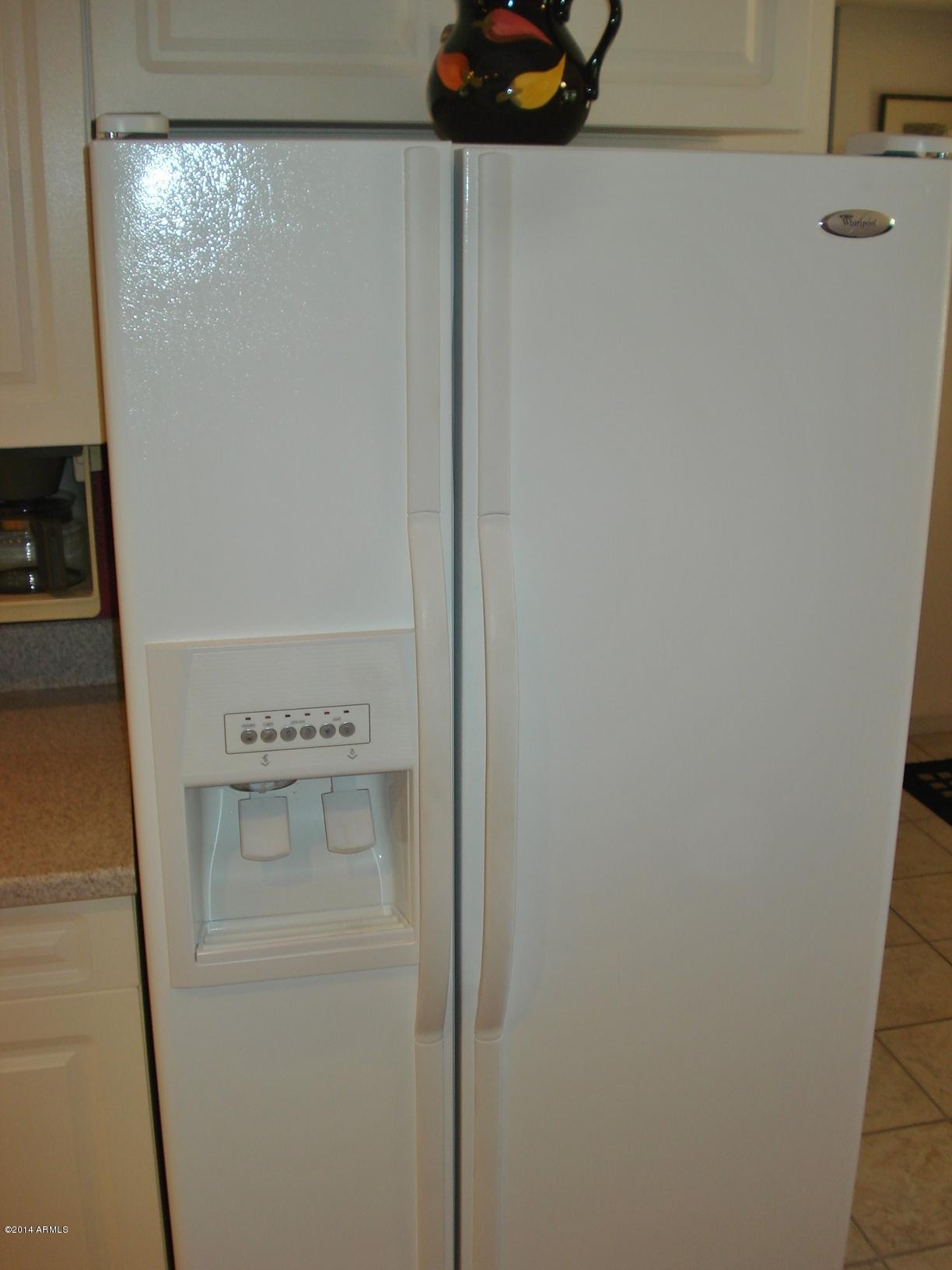 15472 North Ridgeview Road Sun City, AZ 85351 - Photo 30 of 47 Double Door Refrigerator