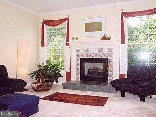 103 Brandon Road Pennington, NJ 08534 - Photo 5 of 6 Gallery Image 5