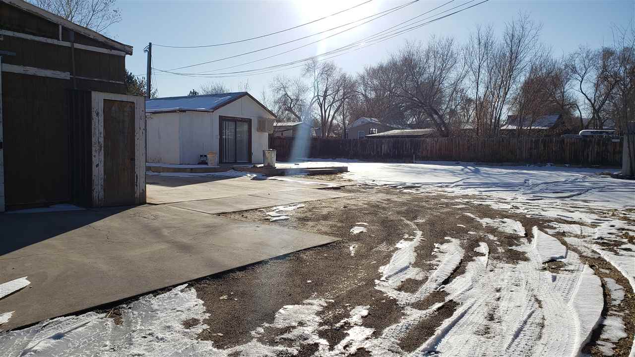 2877 B Road Grand Junction, CO 81503 - Photo 7 of 14 a backyard of a house