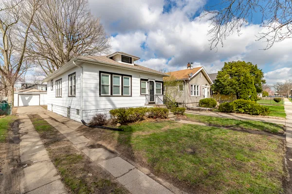 $200,000 | 7344 Madison Avenue, Hammond, IN 46324