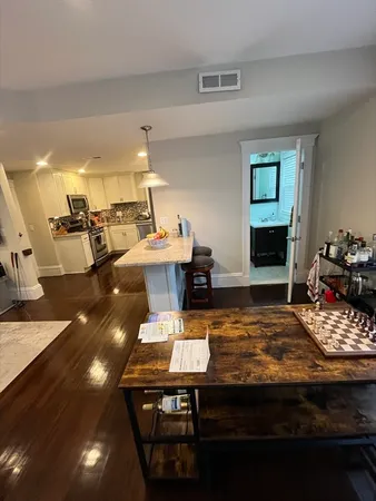 $5,000 | 33 Wisconsin Avenue, Unit 33, Somerville, MA 02145