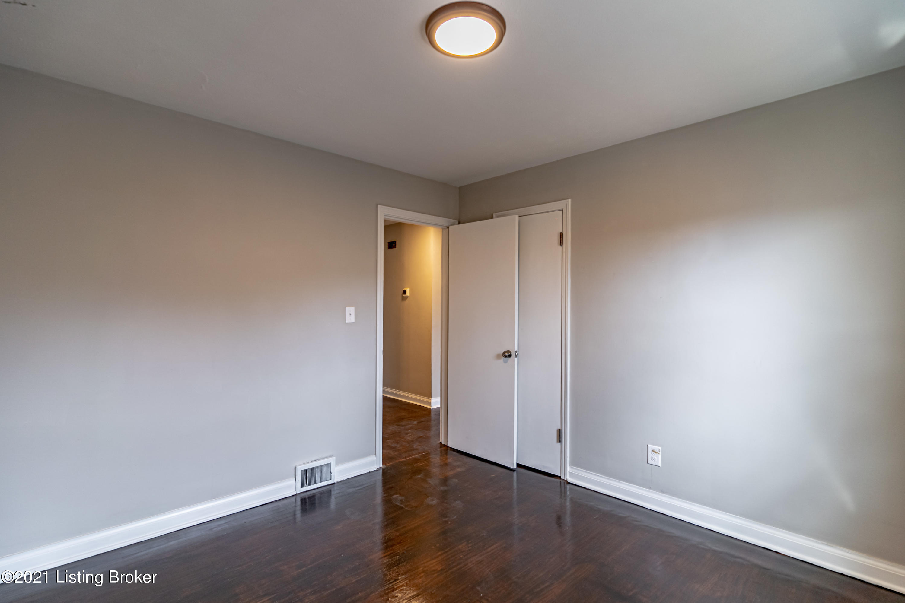 5230 Maryman Road Louisville, KY 40258 - Photo 35 of 55 DSC09850