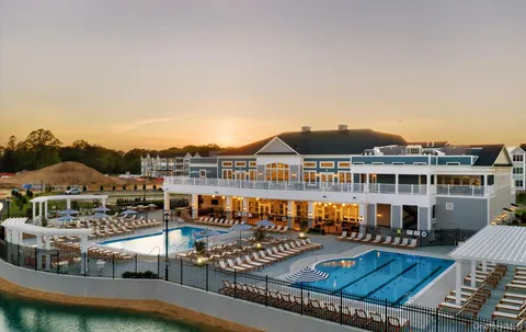 $1,649,888 | 25102 Aspenwood Drive, Plainview, NY 11803