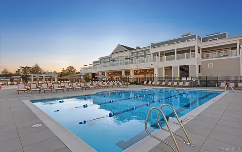 $1,649,888 | 25102 Aspenwood Drive, Plainview, NY 11803