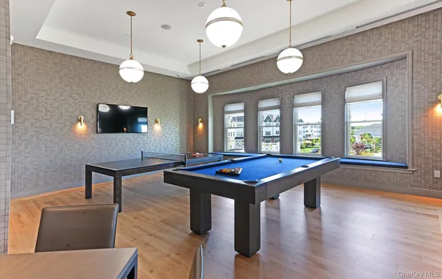 $1,649,888 | 25102 Aspenwood Drive, Plainview, NY 11803