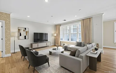 $1,649,888 | 25102 Aspenwood Drive, Plainview, NY 11803