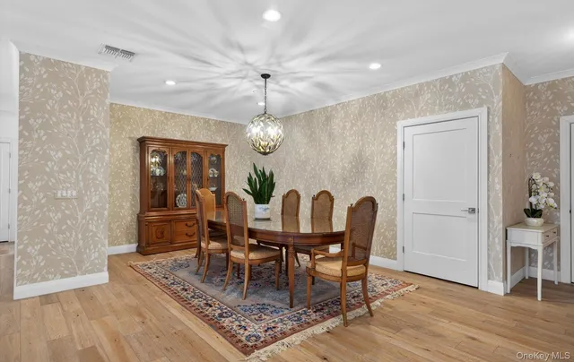 $1,649,888 | 25102 Aspenwood Drive, Plainview, NY 11803