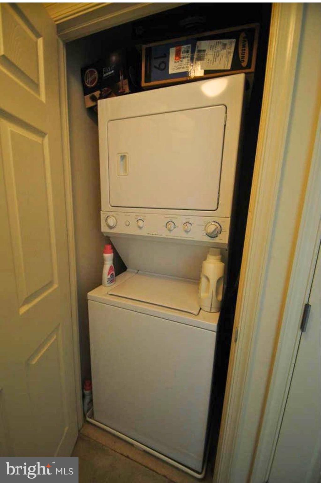 2726 Gallows Road, Unit 901 Vienna, VA 22180 - Photo 6 of 14 In unit stacked washer/dryer