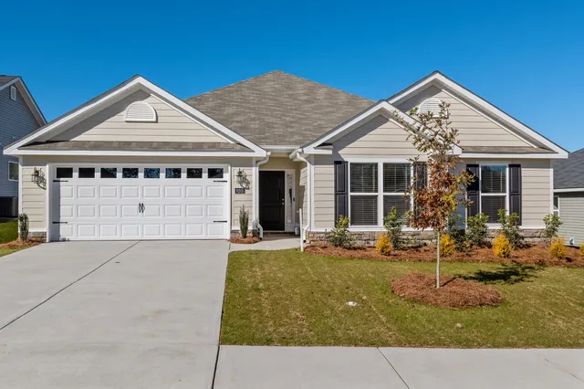 $358,900 | 8205 Snelling Drive, Aiken, SC 29803