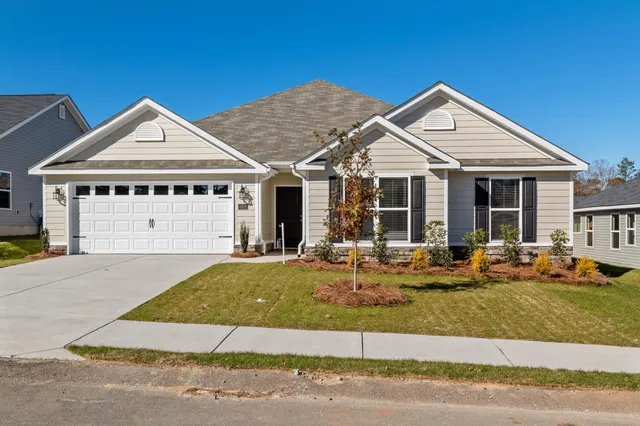 $358,900 | 8205 Snelling Drive, Aiken, SC 29803