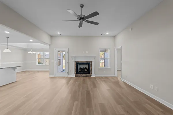 $358,900 | 8205 Snelling Drive, Aiken, SC 29803