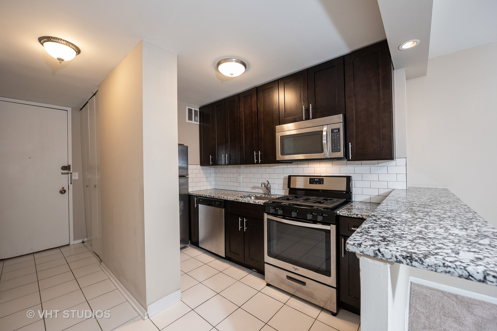 1 East Scott Street, Unit 1002 Chicago, IL 60610 - Photo 7 of 12