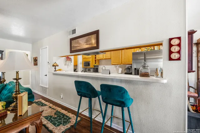 $195,000 | 619 Strings Drive, Unit 619, San Antonio, TX 78216
