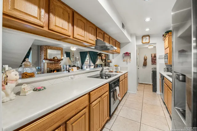 $195,000 | 619 Strings Drive, Unit 619, San Antonio, TX 78216