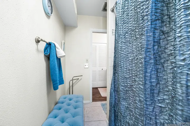 $195,000 | 619 Strings Drive, Unit 619, San Antonio, TX 78216