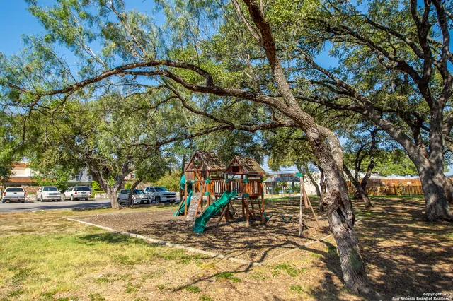 $195,000 | 619 Strings Drive, Unit 619, San Antonio, TX 78216