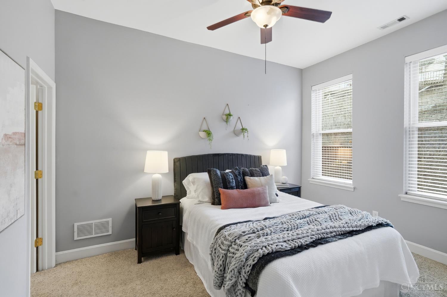 2156 Gilbert Avenue, Unit B Cincinnati, OH 45206 - Photo 8 of 20