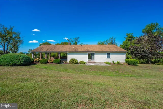 $2,900 | 6774 Linganore Road, Frederick, MD 21701