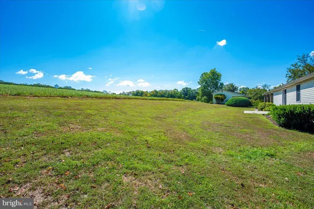 $2,900 | 6774 Linganore Road, Frederick, MD 21701