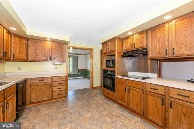 $2,900 | 6774 Linganore Road, Frederick, MD 21701