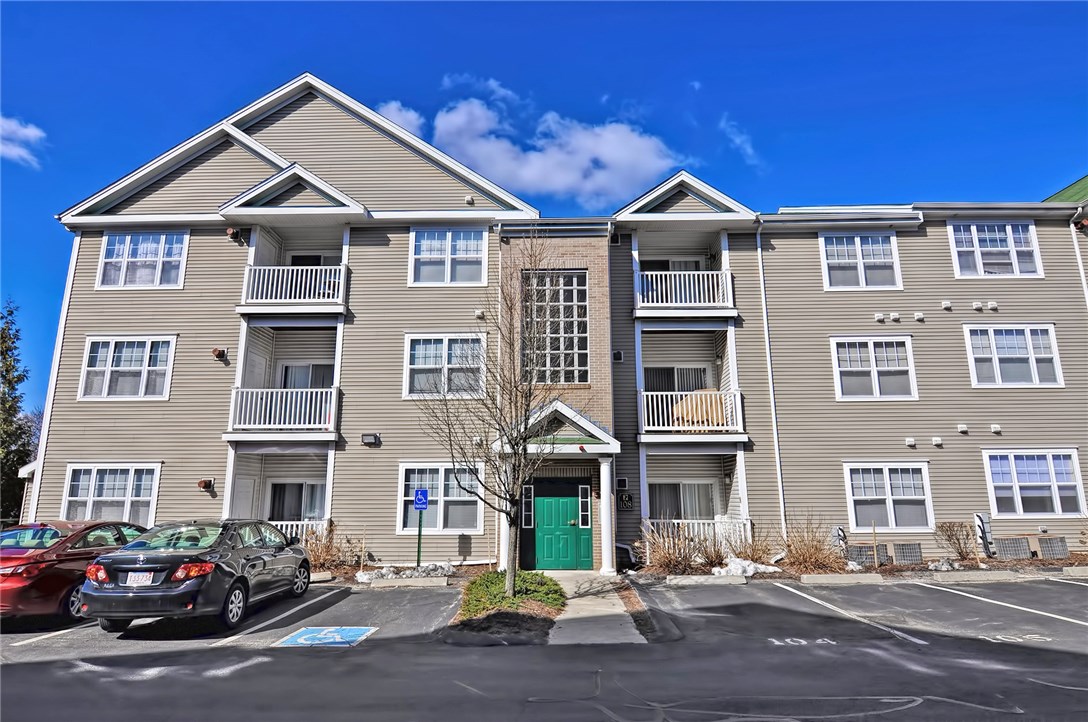 108 Mill Street, Unit 101 Woonsocket, RI 02895 - Photo 2 of 19 Gallery Image 2