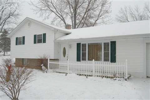 11970 Goodall Road Durand, MI 48429 - Photo 20 of 23 20425554-19.JPG