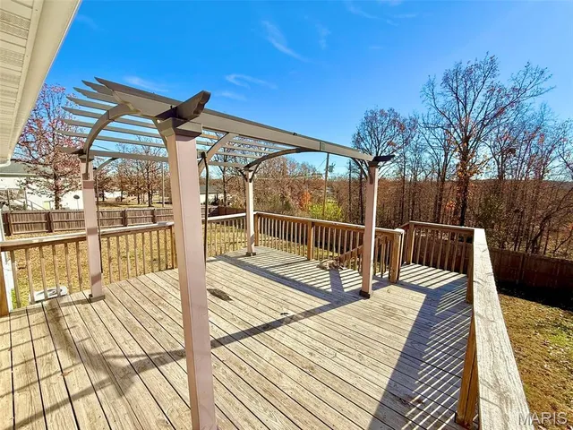 $238,000 | 15380 Top Drive, St. Robert, MO 65584