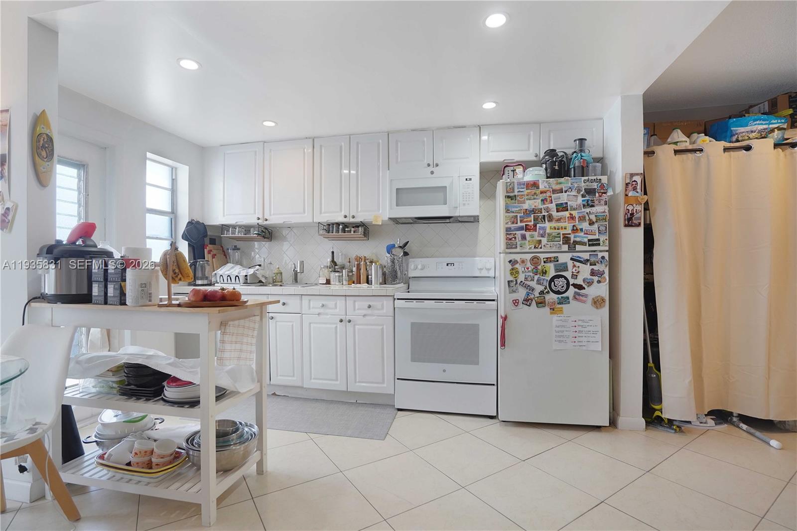 1340 Lincoln Road, Unit 807 Miami Beach, FL 33139 - Photo 8 of 25