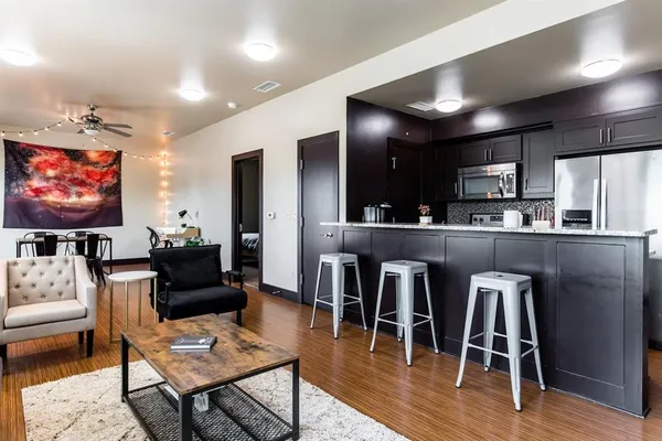 $1,395 | 1125 South Jennings Avenue, Unit 202, Fort Worth, TX 76104