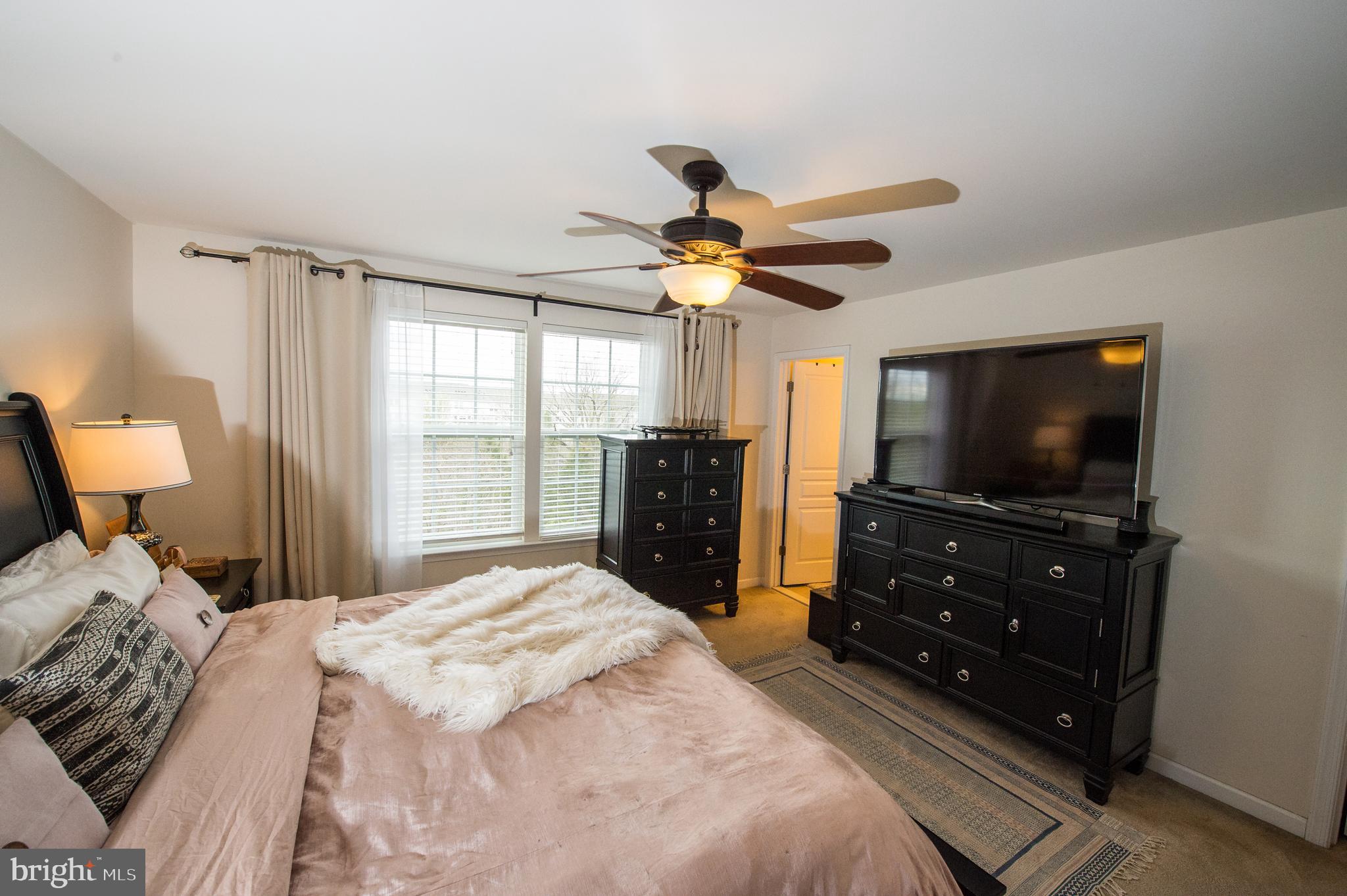 8340 Scotland Loop Manassas, VA 20109 - Photo 11 of 24 Master bedroom