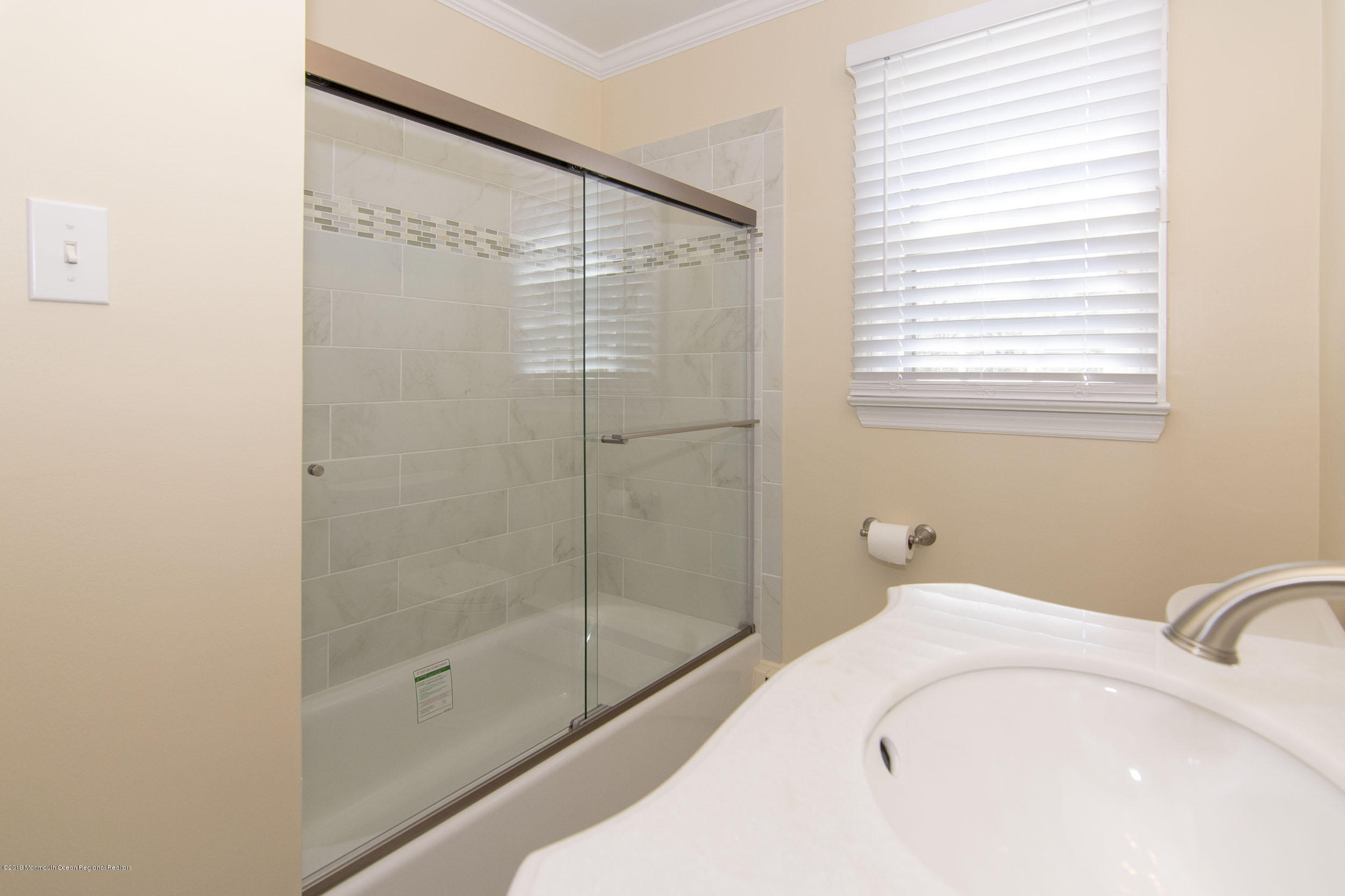 33 Long Bridge Road Colts Neck, NJ 07722 - Photo 27 of 43 Bath 1b