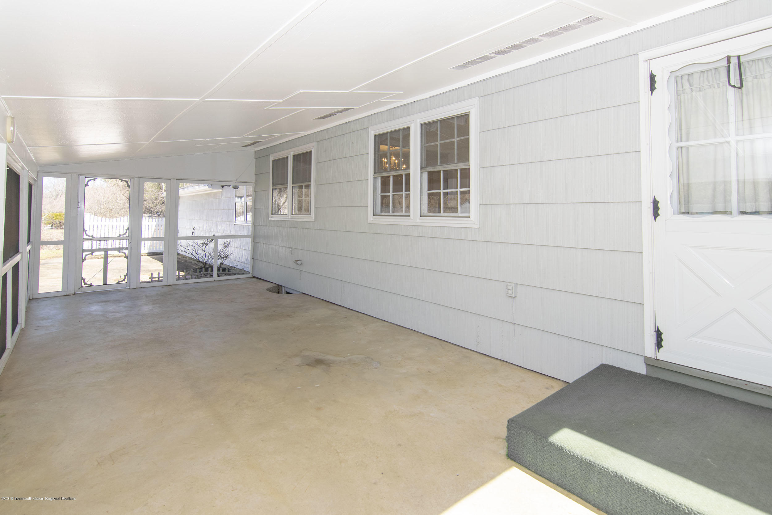 33 Long Bridge Road Colts Neck, NJ 07722 - Photo 32 of 43 Sunroom