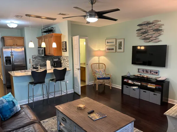 $420,000 | 1273 Graves Harbor Trail, Unit 304, Huddleston, VA 24104